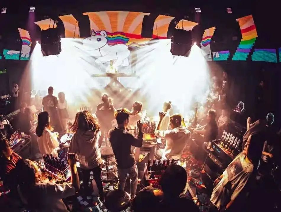 MORE LIVE CLUB：动听夜色，酒吧音频方案分享