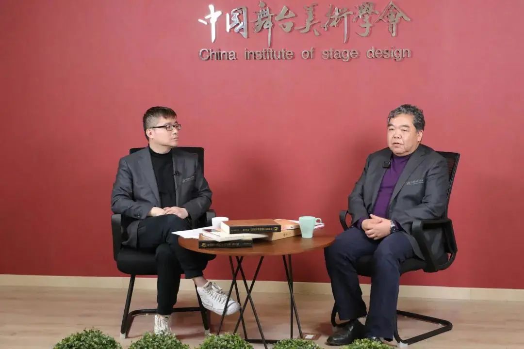 走进专家直播间，深度解析第四届中国舞台美术展