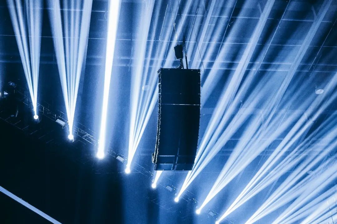 爱奇艺为爱尖叫 | 变中求稳，L-Acoustics&DiGiCo为全球首台多画面互动直播超级晚会保驾护航！