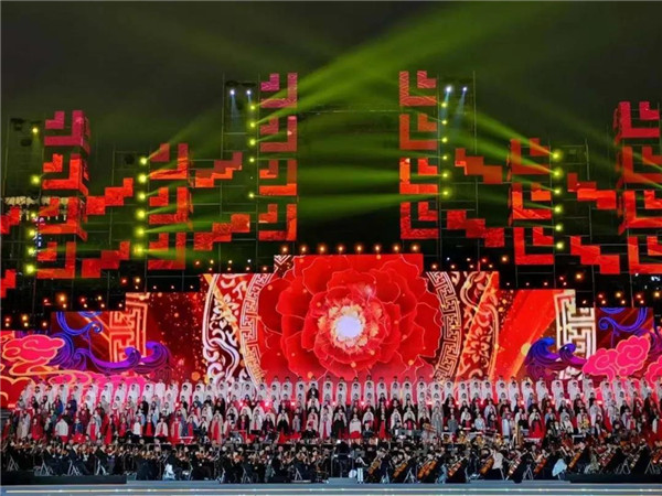 华汇助力央视新年音乐会，用歌声拥抱2021！