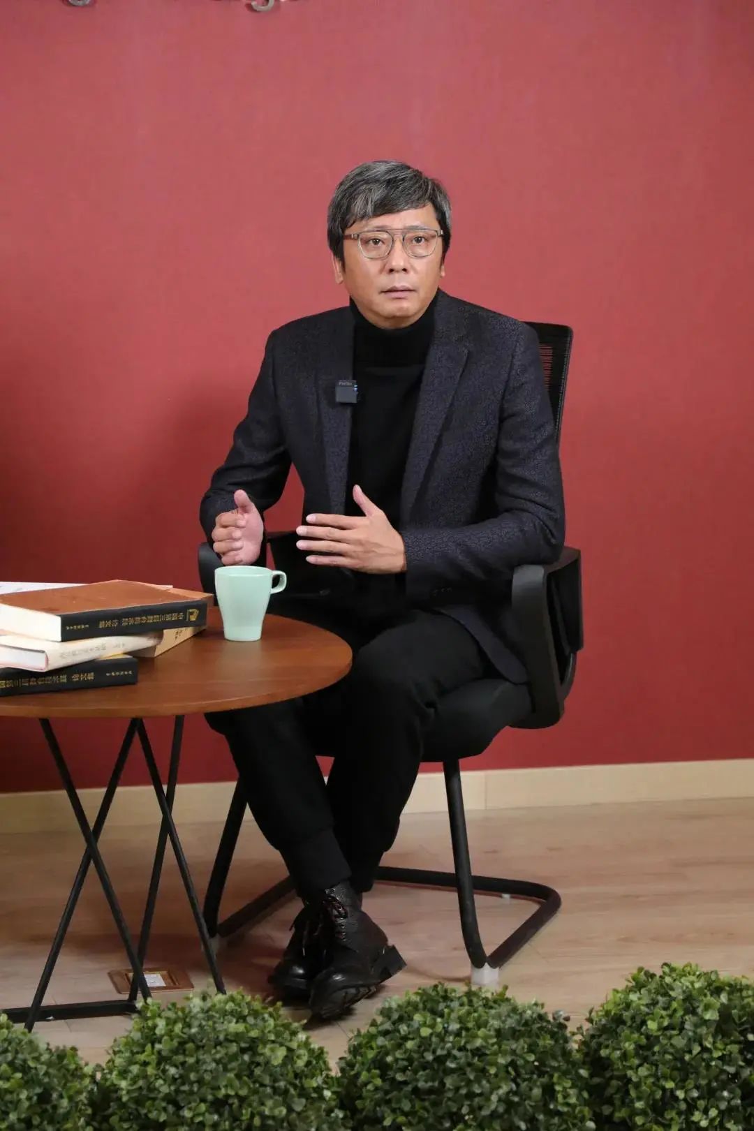 走进专家直播间，深度解析第四届中国舞台美术展