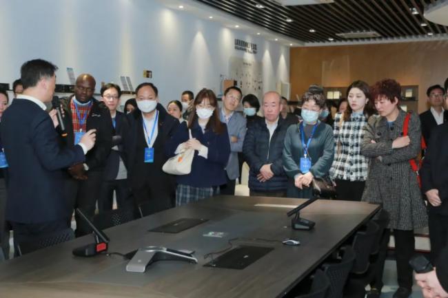 国际经贸代表团一行莅临音王考察