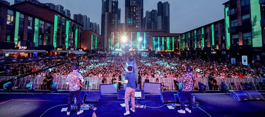 音乐节票价普遍上涨，音响灯光行业能否从中分得一杯羹？