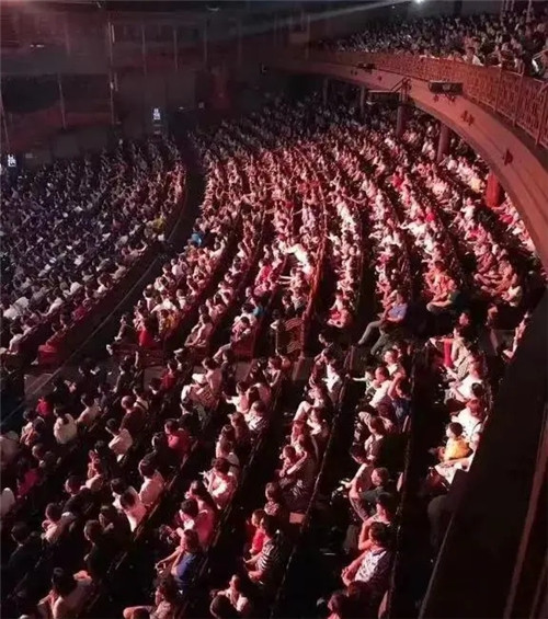 紧急突发！2000余名高风险人群，演出市场再遭重创！
