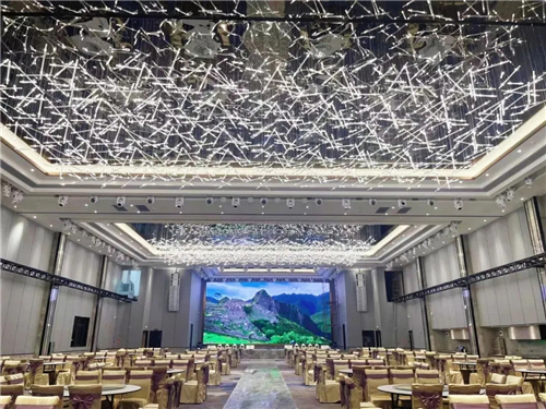 满足多场景要求！卡福音响入驻东莞CBD篁胜酒家