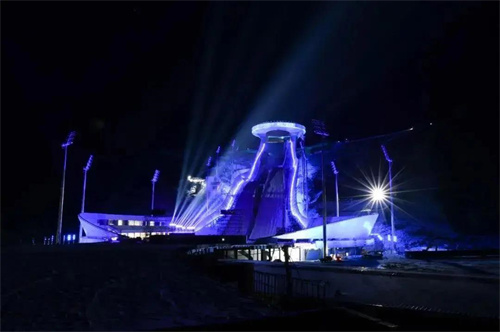 冬奥会来啦！中国风场馆“雪如意”引关注，声光设计有何巧思？