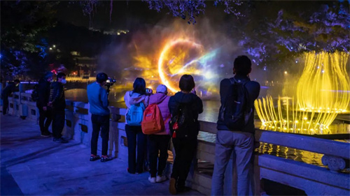 励丰文化为罗浮山景区打造梦幻水秀，塑造夜游生活新方式！