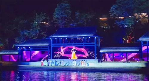 大力发展夜间经济：夜游经济的主题与路径