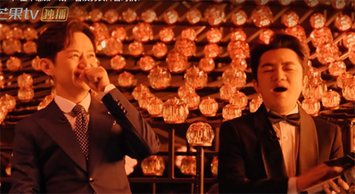 《声生不息》首播收视夺冠！超绝舞美音响大揭秘！