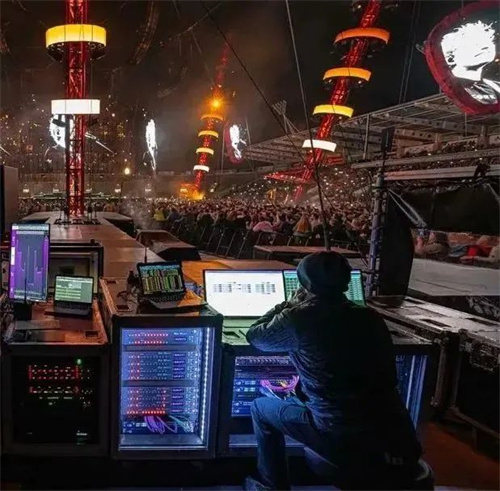 360°无死角悬浮舞台，Ed Sheeran票房神话秘籍