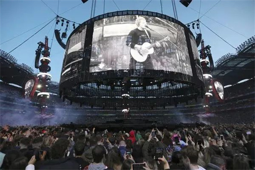 360°无死角悬浮舞台，Ed Sheeran票房神话秘籍