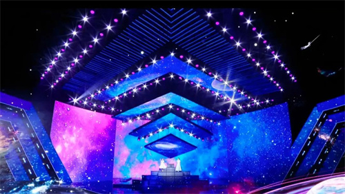 用视觉艺术诠释青年风采，央视五四晚会幕后制作解析