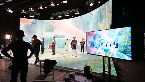 用视觉艺术诠释青年风采，央视五四晚会幕后制作解析