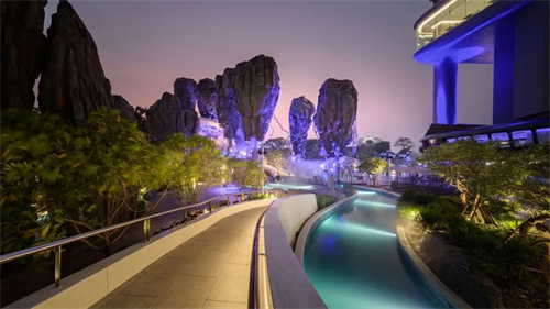浩洋灯光点亮城市建筑——芭堤雅格兰德中心点空间酒店