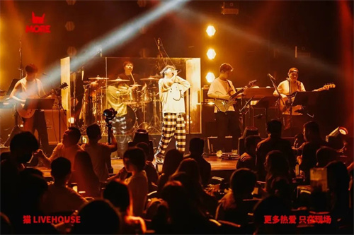 Live House疯狂涨价，替代演唱会成功上位？