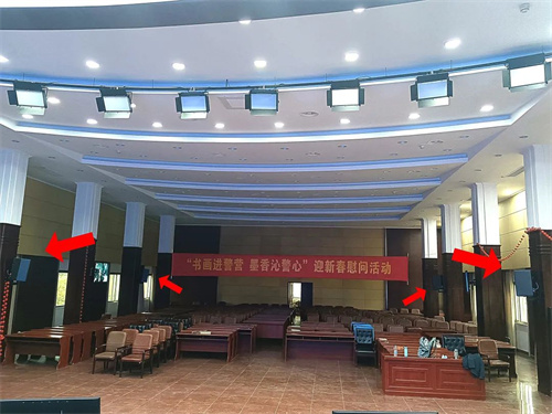 斯尼克音响来到交警大队是......