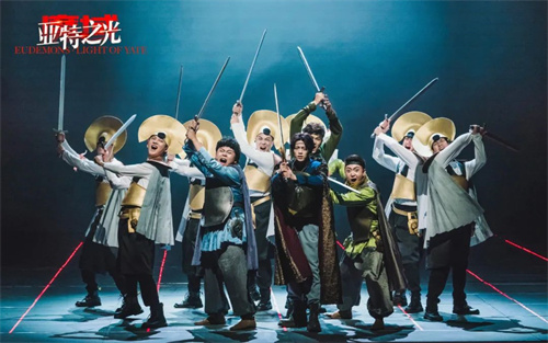 以极致艺术还原经典网游IP，舞台剧《魔域·亚特之光》热血首演!