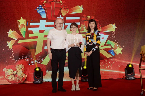 热烈祝贺广东省江西商会演艺设备专业委员会第二届会员大会暨理（监）事会就职典礼圆满举办