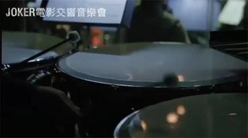 从亚瑟沦为「犯罪王子」！这场音乐会到底有什么魔力？