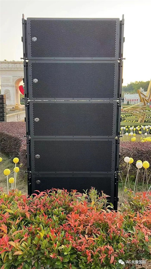 新岁启封，理想展翼。Wharfedale 助力世界之窗激情四射，呈现完美魅力！