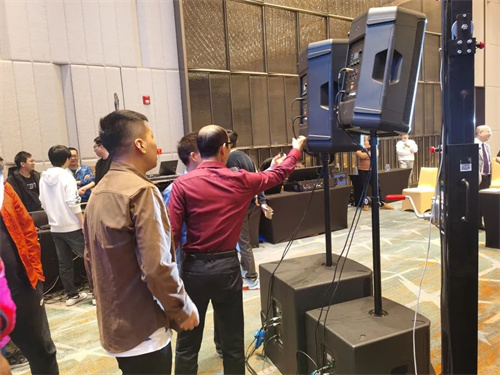 JBL Professional SRX900系列新品发布会圆满举行