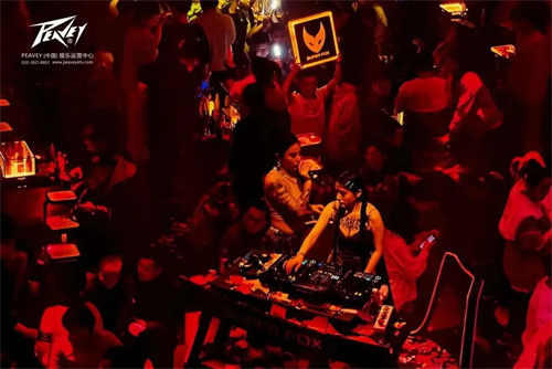 【PEAVEY娱乐】贵州LiveHouse＋电音集合派对酒吧