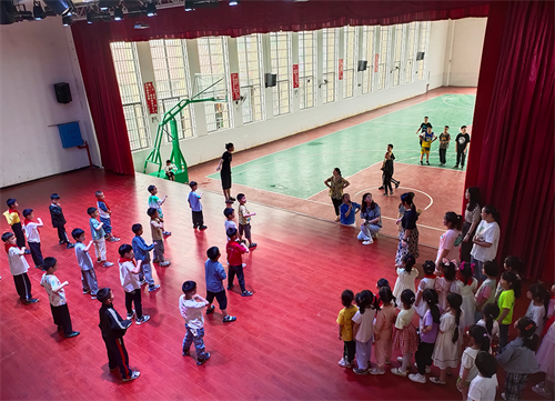 案例丨乐迎六一，爱唯华音频系统赋能桃江县小学礼堂