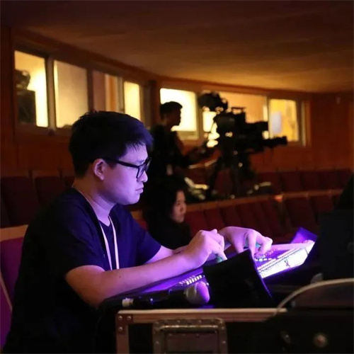易科国际为Mr. Miss · 刘恋 × 杜凯演唱会提供全套扩声系统解决方案，助力展现魅力“爵”活