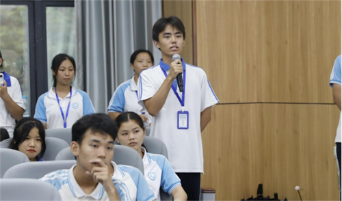 广西防城港市理工职业学校报告厅案例分享