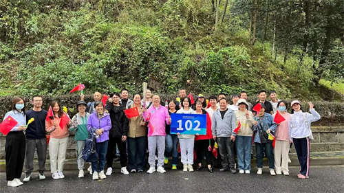 荣耀！杭州亚残运会火炬传递第102棒火炬手来自迪士普！