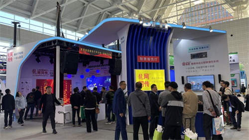 行业内卷 突围利剑 ——宝业恒新品亮相中国教育展