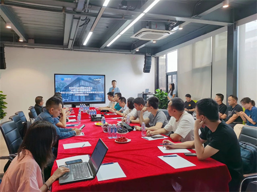 建业显示携手【舞台科技与艺术融合创新高级人才培训】展开“全域显示产品在舞台的应用”主题交流活动