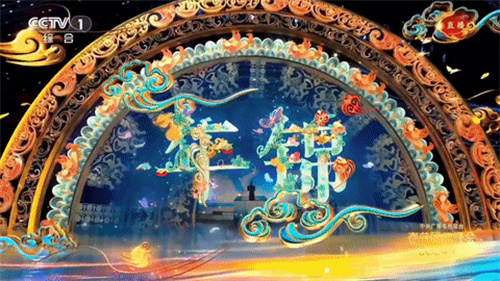 揭秘！央视春晚花式“整活”，没想到幕后比台前更精彩