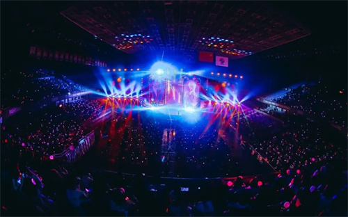 2024坤音Q跨九天狂龙迎春晚会，铁三角3000 Digital Series贺岁呈献！