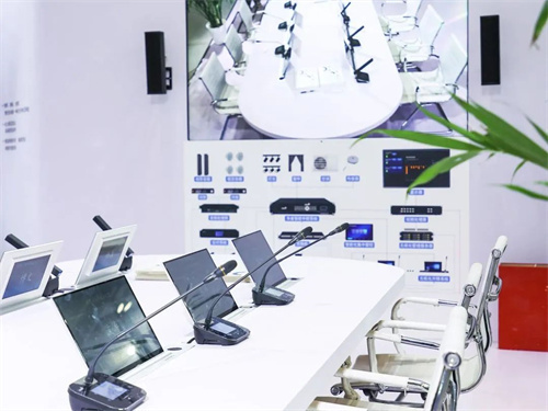 开会可以这么简单高效？索尼、小鸟科技、MAXHUB等智能会议解决方案带您开启办公新体验！