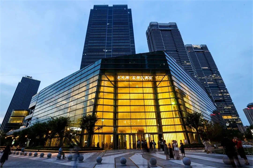 北外滩友邦大剧院 | 虹口区目前唯一座大型专业剧场，北外滩文艺新名片