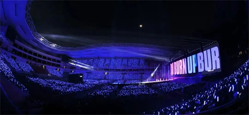 音乐绝美共舞，燃爆现场！张杰2024巡回演唱会有何创新突破？