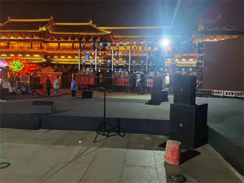嘉韵电器为老葛大舞台打造专业音视解决方案，助力舞台身临其境！