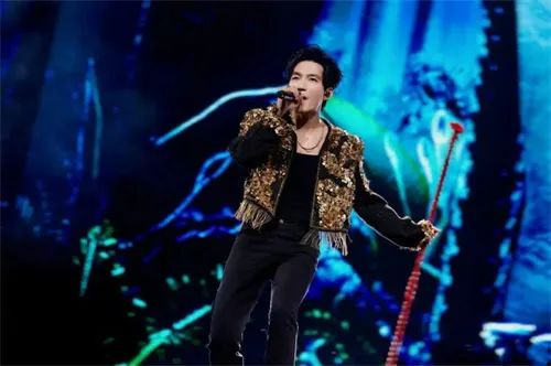音乐之夜光影拟梦～陈楚生“棱”2024演唱会深圳站扩声揭秘！