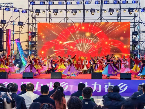 卡福音响助力新疆伊犁宁县第十三届杏花音乐节声压均匀覆盖