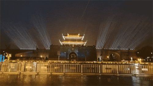 夜太阳助力苏州古城楼灯光秀燃爆全城
