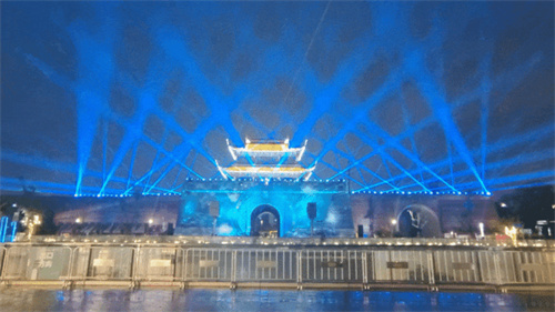 夜太阳助力苏州古城楼灯光秀燃爆全城