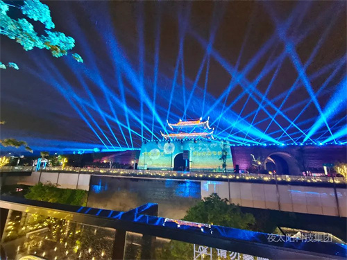 夜太阳助力苏州古城楼灯光秀燃爆全城