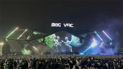 大小杨哥VAC电音节票价最高达10万？它凭什么卖这么贵？