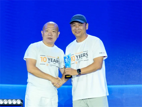 “声光视讯行业联盟十周年庆典暨第三届二次全员代表大会”隆重举办！