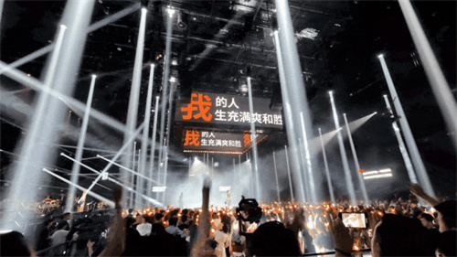 EK Lights助力北京卫视滚烫歌会点燃滚烫之夜！