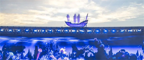 世界首创巨型水上机械科技舞台，《海上有青岛》打造影视级特效