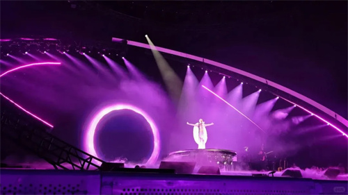 梦幻声光打造“月亮上的演唱会”！准备好和袁娅维「登月」了吗？