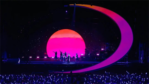 梦幻声光打造“月亮上的演唱会”！准备好和袁娅维「登月」了吗？