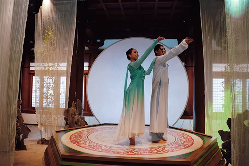 明道完美赋能《苏韵寻芳》：沉浸式国风演艺漫游江苏园博园盛大登场 